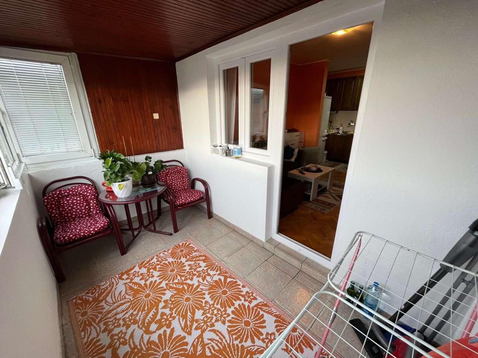 Albatros Apartments Bar Bilik gambar