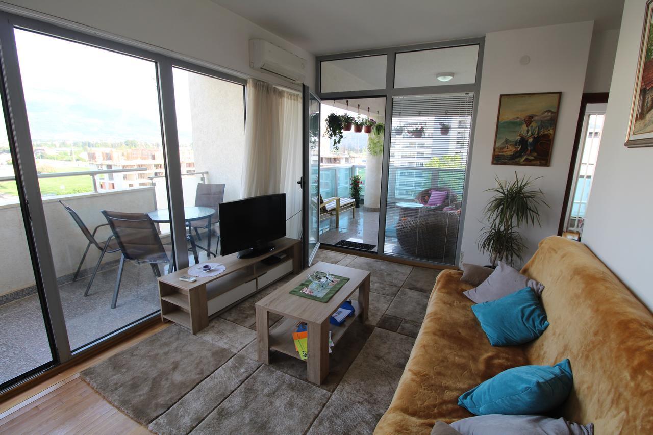 Albatros Apartments Bar Luaran gambar